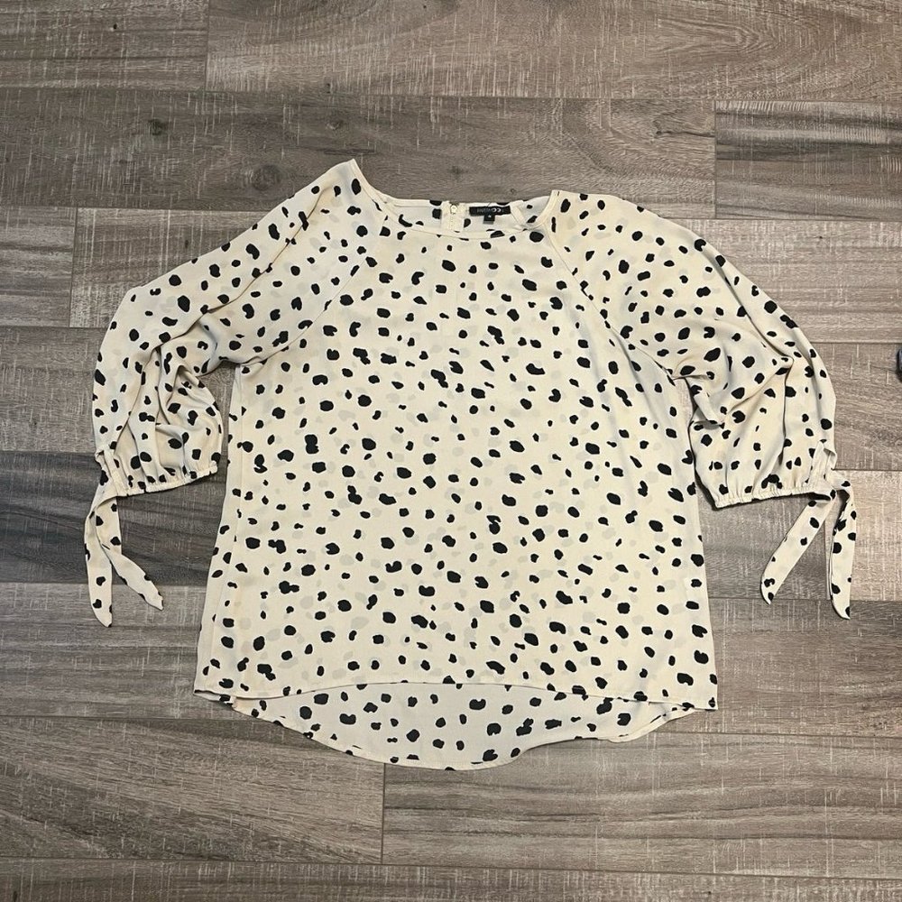 Blouse size M